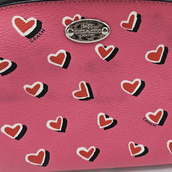 ❤️🩷COACH Ltd. Edition Harley Valentine's Heart Travel / Cosmetic Bag🩷❤️ - Picture 3 of 6